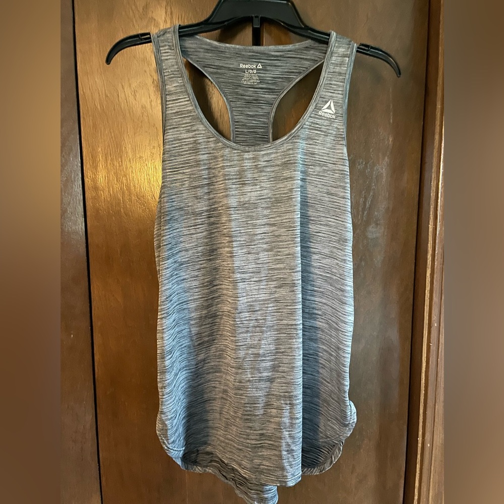 Reebok size L